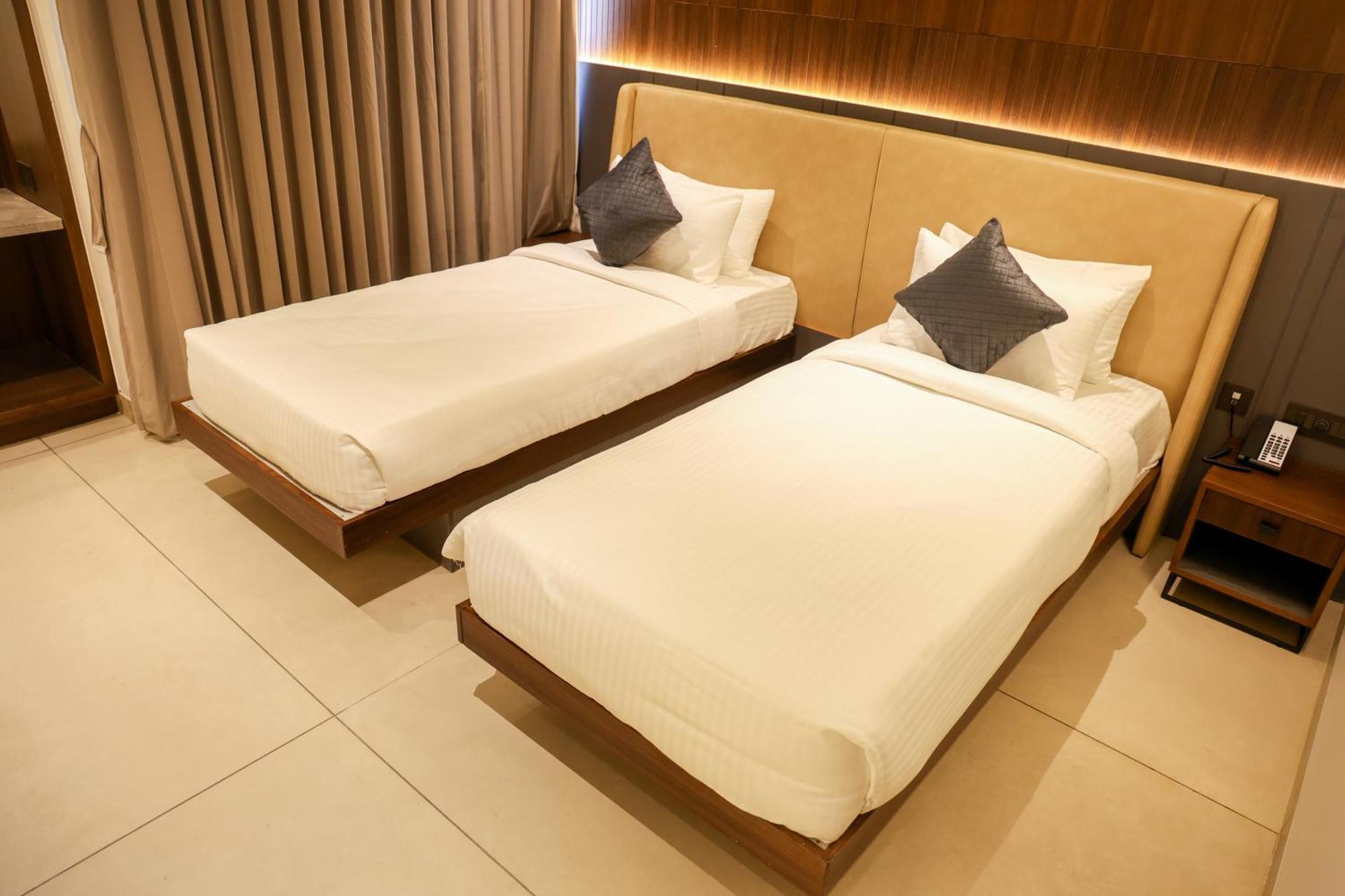 Raga - A Boutique Hotel Belgaum Eksteriør billede