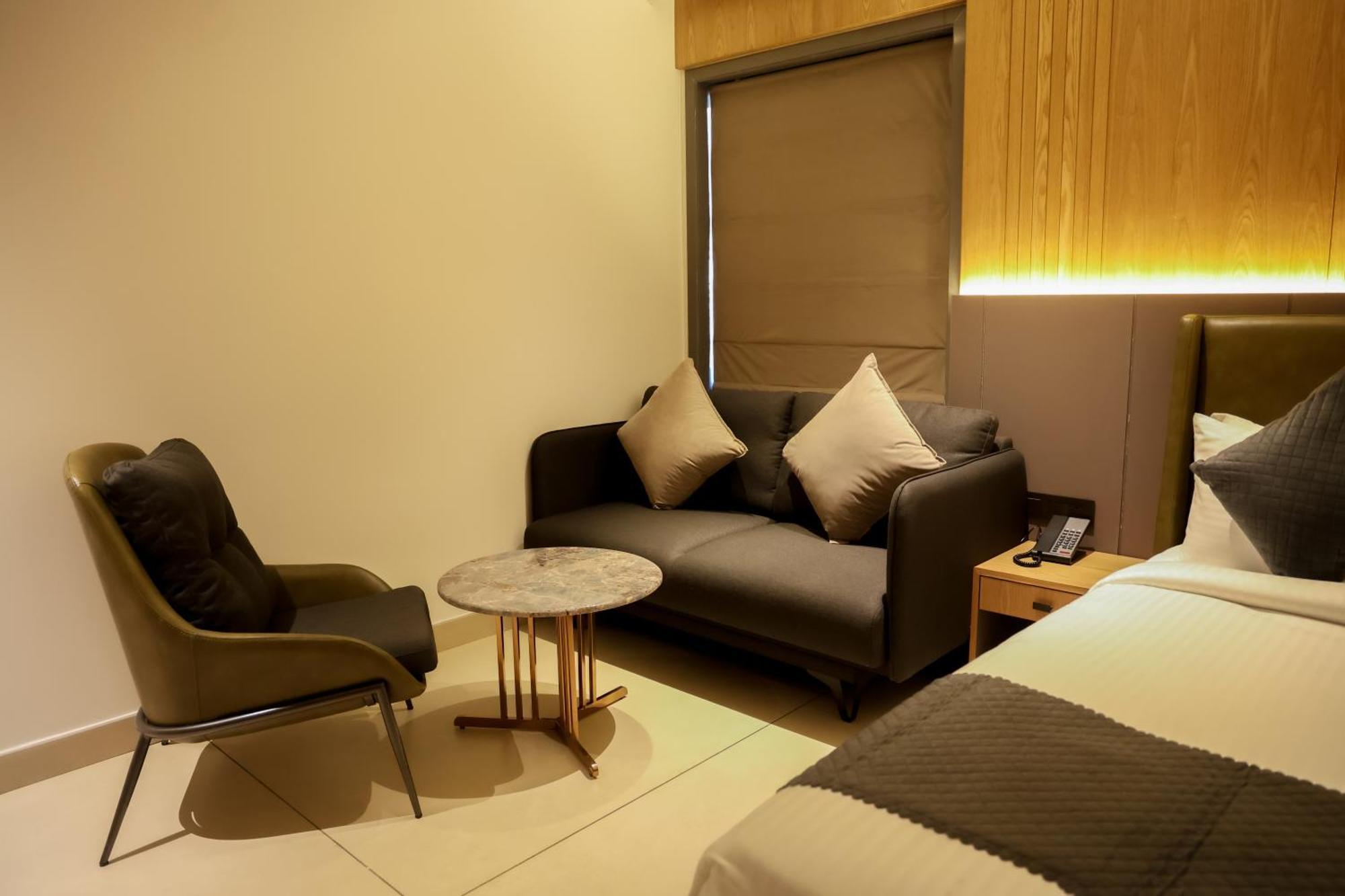 Raga - A Boutique Hotel Belgaum Eksteriør billede